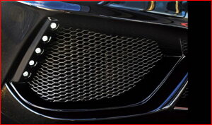 SADカスタムハイエース 200系 4型 ワイドボディ STINGER ダクトネット