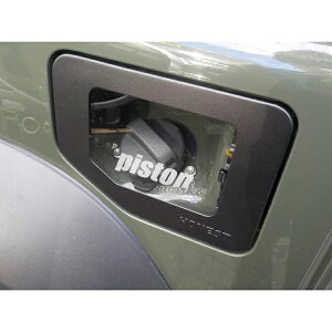 ピストンジムニーシエラ JB74 HONEST/PISTONコラボ ガラスリッド Piston Worksロゴ 給油口カバー