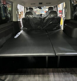 ボディラインNV350キャラバン 車中泊 縦割り型ベッドキット タイプ3 ベット割合 運転席側6 / 助手席側4