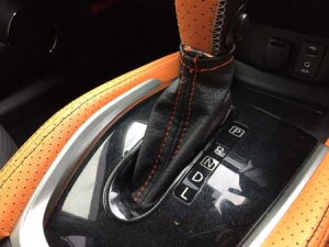 エアーズロックジャパンエクストレイル T32 シフトレバーブーツ ステッチカラー レッド