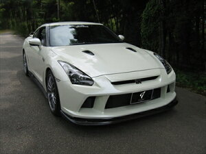 GT-R35 tgop[01fBt[U[ (J[{)