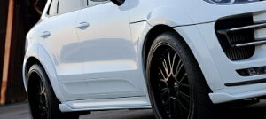 PORSCHE MACAN TURBO BLACK LABEL I[o[tF_[Lbg