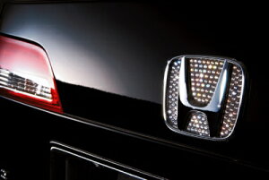 IfbZC RB1.2 the first DAD LX LUXURY CRYSTAL SYMBOL ORNAMENT