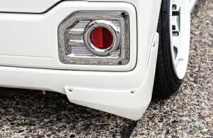 LA700S ウェイク CLS-VS リアマッドガード 塗装取付