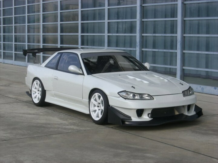 楽天市場】S13 S13-15変換フロントフェンダー ノーマルサイズ 塗装済み  