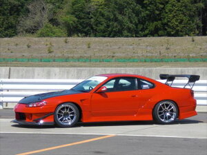 VrA S15 tguX^[tF_[ hς