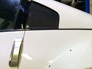 フェアレディZ Z33 リヤークオーターガラス 材質:FRP製