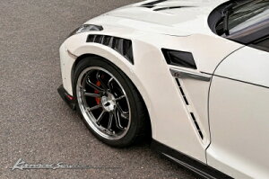 R35 GT-R (MY17`) tgChtF_[ LEDECJ[ (IW) t hς