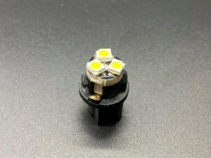 R31 HOUSE LED�o���u T6.5 5000K