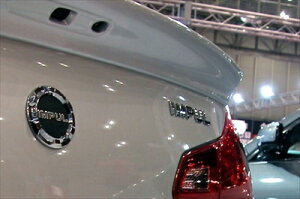 スカイラインセダン V36 前期 リアウイング(バックビューモニター対応)