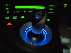 vEX ZVW30 VtgC~l[V u[