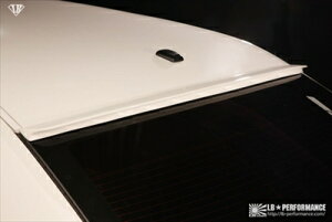 CHRYSLER 300C LB Roof Spoiler 05y�`07y �O���p