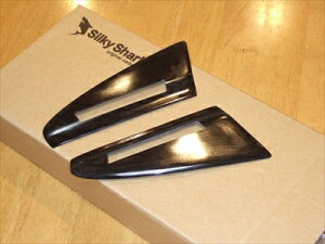 3シリーズ E90 前期 セダン テールレンズカバー Type2 FRP未塗装・黒ゲルコート仕上げ