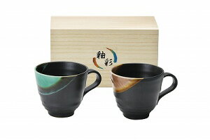 送料無料 送料込 釉彩 マグペア 木箱入 YYS-3003A 内祝い お返し ギフトセット 出産内祝い 結婚内祝い 御祝 お供え 御供 お歳暮 御歳暮 七五三内祝 香典返し 粗供養 快気祝い 快気内祝い