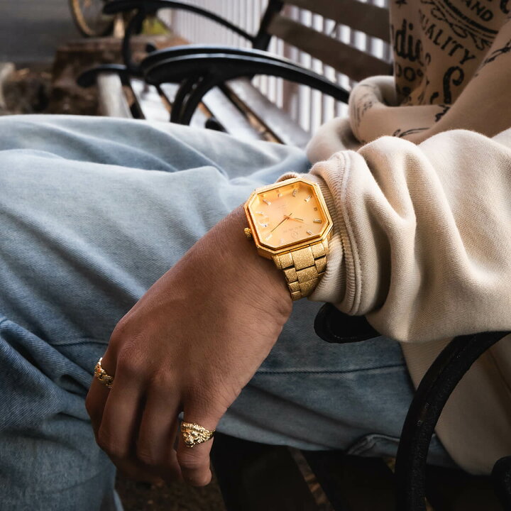 楽天市場】AVALANCHE WATCH アヴァランチウォッチ CESATI チェザーティ 