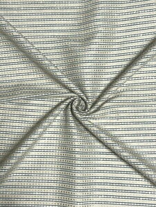 イタリア製輸入生地 【AGNONA/アニオナ】オフホワイトと柔らかな紺とベージュのストライプ柄 シルク  100% 140x120cm  【A7ー10】 淡い色合いの上品な商品 スカート、ワンピース、ス