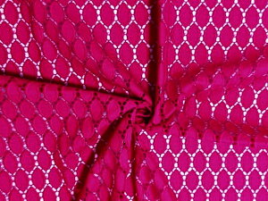 【送料無料】コットン100% カットレース 130x120センチ 【A2-5】総刺繍レース 赤に近いローズピンク色の楕円形柄 華やかな生地 ワンピース、スカート、シャツ、ジャケットに