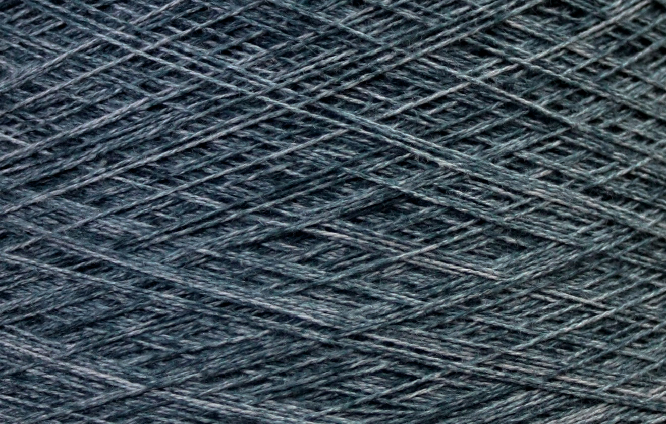 アヴリル 毛糸 スペック30g 超特価SALE開催 綿100% 合細 ストレート 手芸用 手編み ムラ染め 手づくり オールシーズン ハンドメイド 棒針 編み物 安全 強撚加工可能 スペック染め