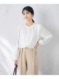 【SALE／50%OFF】【前後2WAY】幾何柄レイヤード風ブラウス a.v.v アー・ヴェ・ヴェ トップス シャツ・ブラウス ホワイト【RBA_E】[Rakuten Fashion]