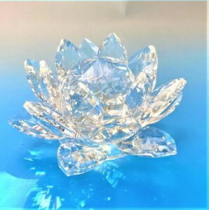 高品質☆高純度☆天使の輝き☆【クリスタル蓮の花 大サイズ】クリスタルガラス置物 ロータス  ペーパーウェイト サンキャッチャー 清涼グッズ ガラス細工 インテリア 蓮 置物 祭壇