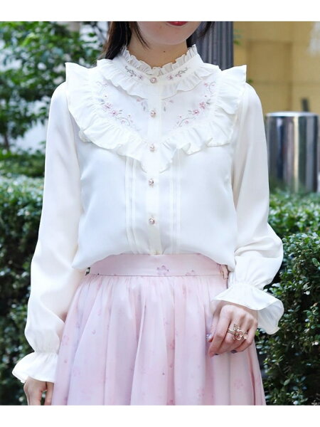 桜刺繍スタンドブラウス axes femme アクシーズファム トップス シャツ・ブラウス ピンク ベージュ【送料無料】[Rakuten Fashion]M;生成り