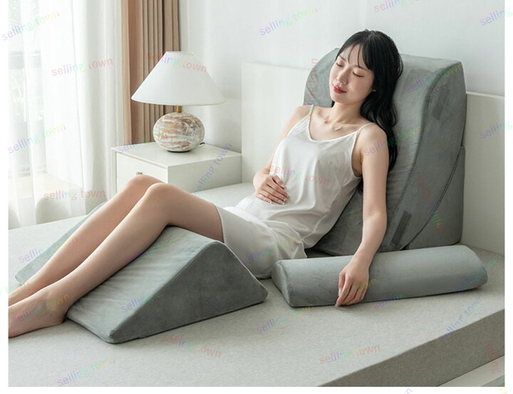 ③三角クッション4点セット（未使用） ①～⑩セットで1万円希望
