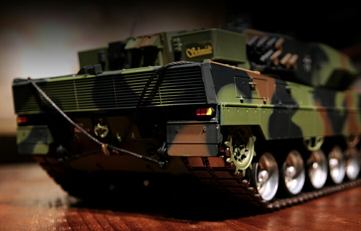 楽天市場】ラジコン戦車完成品ヘンロンHengLong 1/16 レオパルド2A6 
