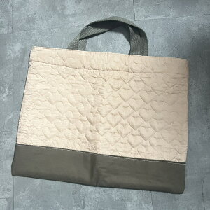 レッスンバッグ 入園 入学 お稽古バッグ キルティングバッグ キッズ 男の子 女の子 ループ付き サブ 手提げ 保育園 幼稚園 小学校 小学生 ピアノ A4 B4 習い事 裏地あり 絵本袋