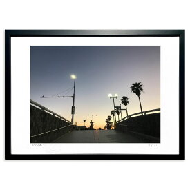 版画 くれる_05 (hiro)インテリア 壁掛け 額入り 風景画 ポスター アート リビング 玄関に飾る 風水 プレゼント モダン アートフレーム