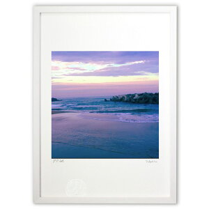 版画 紫の空と海 (古川 愛)インテリア 壁掛け 額入り 風景画 ポスター アート リビング 玄関に飾る 風水 プレゼント モダン アートフレーム