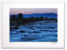 アートフォト 絵画 壁掛け 九頭竜川の流れと白山から昇る月2/勝山市/インテリア 壁掛け 額入り 額装込 風景画 油絵 ポスター アート アートパネル リビング 玄関 プレゼント モダン アートフレーム おしゃれ 飾る