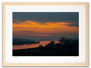 【抽選ポイント100%バック】アートフォト 絵画 壁掛け 夕暮れの静けさ3(Evening quiet III)/インテリア 壁掛け 額入り 額装込 風景画 油絵 ポスター アート アートパネル リビング 玄関 プレゼン