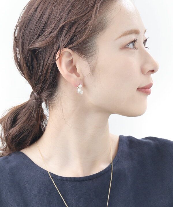 楽天市場】ピアス イヤリング 薔薇 ローズ 3連 可憐 上品 バラ 