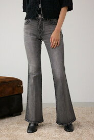 AZUL DENIM センタープレスセミフレアデニム / AZUL BY MOUSSY/アズール バイ マウジー/レディース/ボトムス デニムパンツ【MARKDOWN】