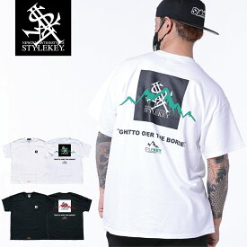 【SALE 30%OFF】STYLEKEY スタイルキー 半袖Tシャツ MOUNTAIN S/S TEE(SK23SU-SS10) 登山 山脈 アウトドア クライミング ロゴ バックプリント メンズ ファッション ヒップホップ B系 ストリート系 レゲエ スケーター バイカー DJ ロック バンド 大きいサイズ 4XL XXXL