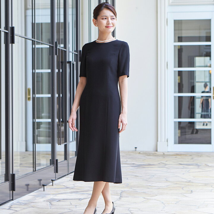 楽天市場 Saleクーポン配布中 映画 犬鳴村 三吉彩花さん着用モデル 喪服 レディース 冠婚葬祭 礼服 ブラックフォーマル 葬式 30代 40代 50代 法事 黒 女性 卒業式 スーツ ロング丈 ママスーツ ワンピース フォーマル スーツ アンサンブル 卒園式 かわいい 母親 送料