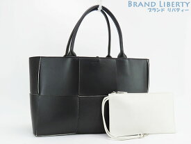 【美品】ボッテガ ヴェネタ　BOTTEGA VENETA　ザ アルコ トート ミディアム　マキシ イントレチャート　トートバッグ　ハンドバッグ　ポーチ付き　ブラック ホワイト　ラムレザー　609175　【中古】