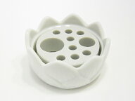 【香炉】【お墓用線香立て】　白磁　多孔盤付香炉　小　陶器製【墓石用】【カラツ】