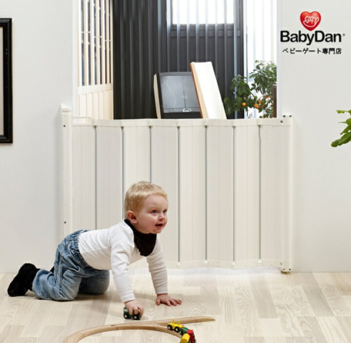 楽天市場 P2倍 最大42倍 デンマーク製 正規品 ベビーゲート ガードミー ベビーダン バリアフリー ベビーフェンス 階段上 斜め設置 赤ちゃん 柵 転落 階段下 スリム ベビーガード ゲート 玄関 階段 転落防止 じゃばら式 安全ゲート ワイド 柵 キッチン 白 楽天市場 P2倍 最大42倍 デンマーク製 正規品 ベビーゲート ガードミー ベビーダン バリアフリー ベビーフェンス 階段上 斜め設置 赤ちゃん 柵 転落 階段下 スリム ベビーガード ゲート 玄関 階段 転落防止 じゃばら式 安全ゲート ワイド 柵 キッチン 白