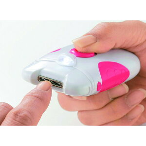 電動爪切り 電動爪削り 爪やすり LEDライト付き 飛び散り防止 安全設計 水洗い 衛生的 高齢者用 子ども用 簡単爪ケア 電池式 介護 カクセー LEDライト付電動爪切り SV-5974