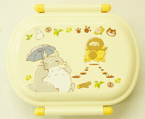 【メール便利用!送料込み】スケーター 抗菌食洗機対応ふわっとフタタイトランチボックス小判型 となりのトトロネコバス柄(QAF2BAAG)(配送区分A)