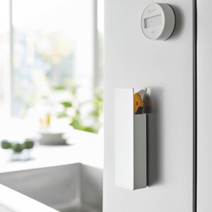 Jb^[z_[ R Ki tower ^[ B}OlbgJb^[z_[ i{[ȂǂTbƕЕt }Olbg[ ①ɉ ֔ [ Jb^[P[X zCg