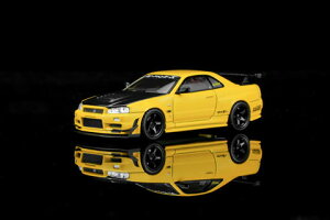 MOTORHELIX 1/64 Nissan Skyline GT-R (R34) Customized Lightning Yellow w/GT Aero Kit (M63475) �y�\��F2026�N11���ȍ~�z�ʔ� �v���[���g �M�t�g ���f���J�[ �~�j�J�[ �A�N�Z�T���[ �͌^