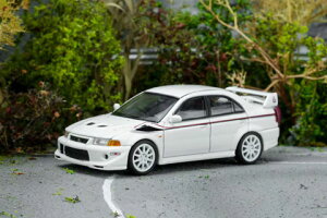 MOTORHELIX 1/64 Mitsubishi Lancer Evolution VI GSR T.M.E Scotia White (M64305) �y�\��F2026�N8���ȍ~�z�ʔ� �v���[���g �M�t�g ���f���J�[ �~�j�J�[ �A�N�Z�T���[ �͌^