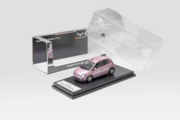 ダイキャストチーム 1/64 Toyota Vitz 5-ドア (P10) (LHD) ピンク (LL-077-357) 【予約：2027年2月以降】モデルカー ミニカー 完成品 模型 通販 プレゼント ギフト