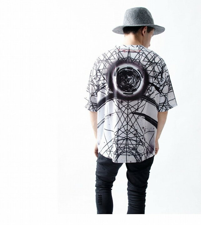 楽天市場 Re Creators レクリエイターズ アルタイル 魔法陣 ビッグtシャツ Backside Of Tokyo バックサイドオブトーキョー グッズ アパレル 服 魔法陣 メテオラ 軍服の姫君 鹿屋瑠偉 シマザキ セツナ トップス クルーネック 半袖 総柄 ルーズシルエット ビッグ 楽天市場 Re Creators レクリエイターズ アルタイル 魔法陣 ビッグtシャツ Backside Of Tokyo バックサイドオブトーキョー グッズ アパレル 服 魔法陣 メテオラ 軍服の姫君 鹿屋瑠偉 シマザキ セツナ トップス クルーネック 半袖 総柄 ルーズシルエット ビッグ