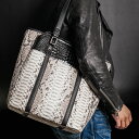 【池田工芸】テーマは『質実剛健』。黒艶クロコ×パイソントートCrocodile Python Tote Bag（クロコダイルパイソント…