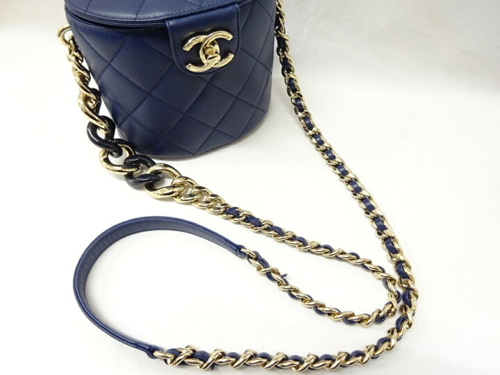 楽天市場】シャネル CHANEL マトラッセ ミラー付 バニティ チェーン  