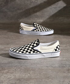 VANS UA Classic Slip-On(VN000EYEBWW)【ヴァンズ クラシック スリッポン】国内正規品 ユニセックス シューズ スニーカー フットウェア 靴 ローカット スケーター ストリート カジュアル モノトーン シンプル キャンバス ホワイト 26~28cm 24SS