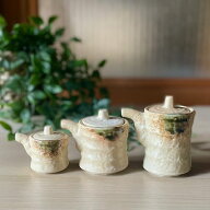 醤油差し しょうゆ 醤油さし 陶器 磁器 調味料 日本製 引き出物 おしゃれ かわいい 卓上 【伊賀織部- つ…